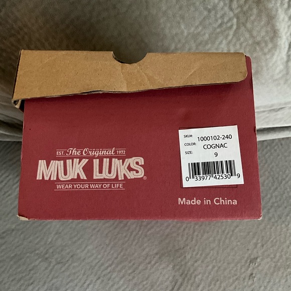 🥾 NWT MUK LUKS Cognac Soho Street Suede Moccasin Size 9 - Picture 11 of 11